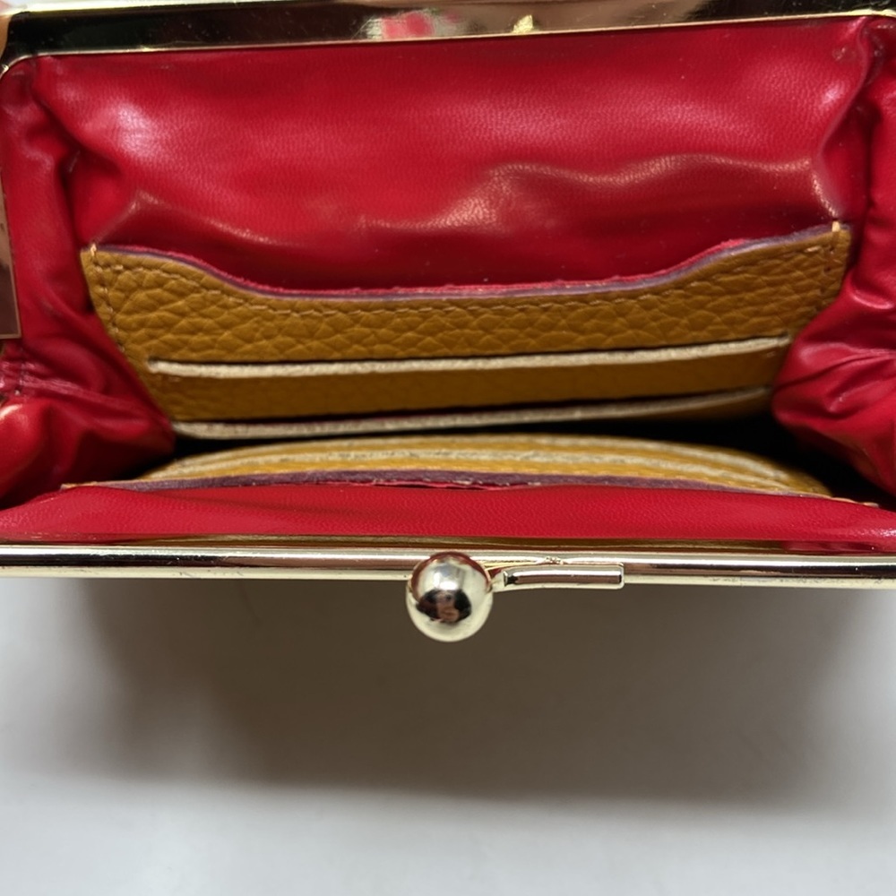 NWOT Dooney and Bourke Mustard Leather Hobo Bag with Coin Purse & Dust Bag - Picture 10 of 10